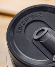Cargar imagen en el visor de la galería, AeroPress Coffee Maker - Go Plus
