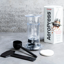 Cargar imagen en el visor de la galería, AeroPress Transparente - Coffee Maker Cafetera Portátil CLEAR