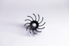 Cargar imagen en el visor de la galería, Dripper V60 Suiren 1-4 tazas color negro transparente